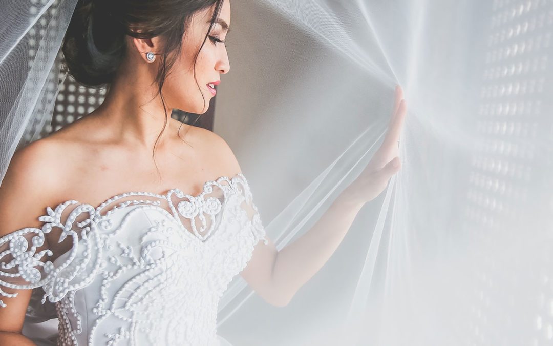 Zandra’s Tips on How To Properly Care For Your Bridal Gown Before The Wedding Day